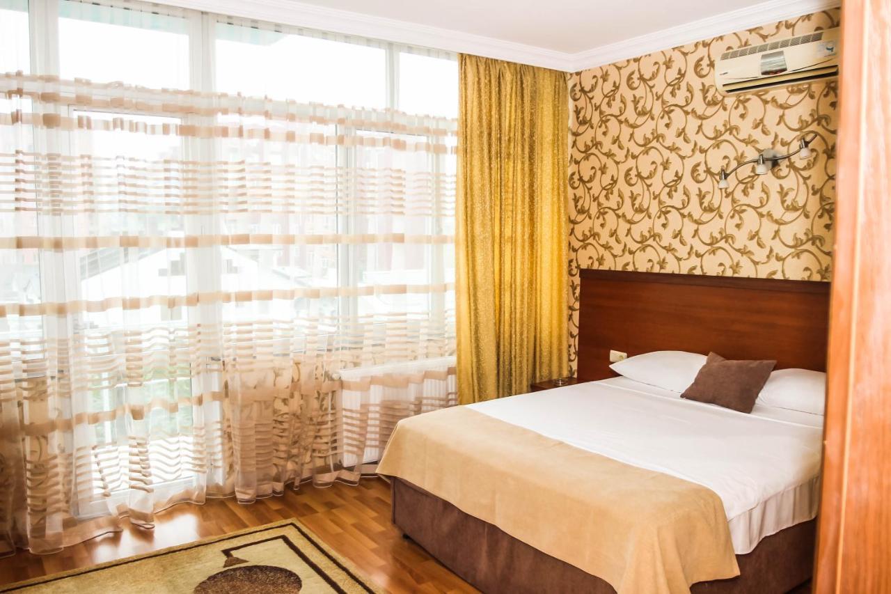 Hotel Istanbul Batumi Luaran gambar