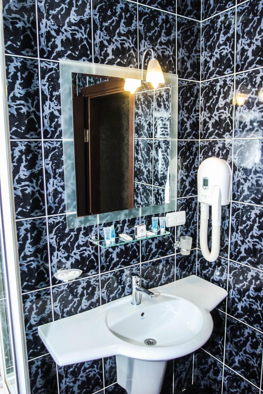 Hotel Istanbul Batumi Luaran gambar