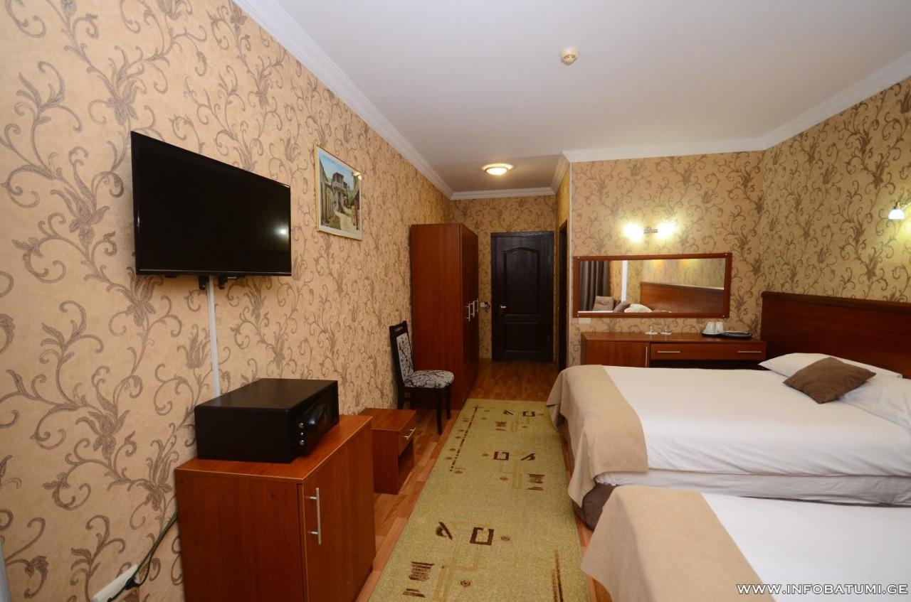 Hotel Istanbul Batumi Luaran gambar